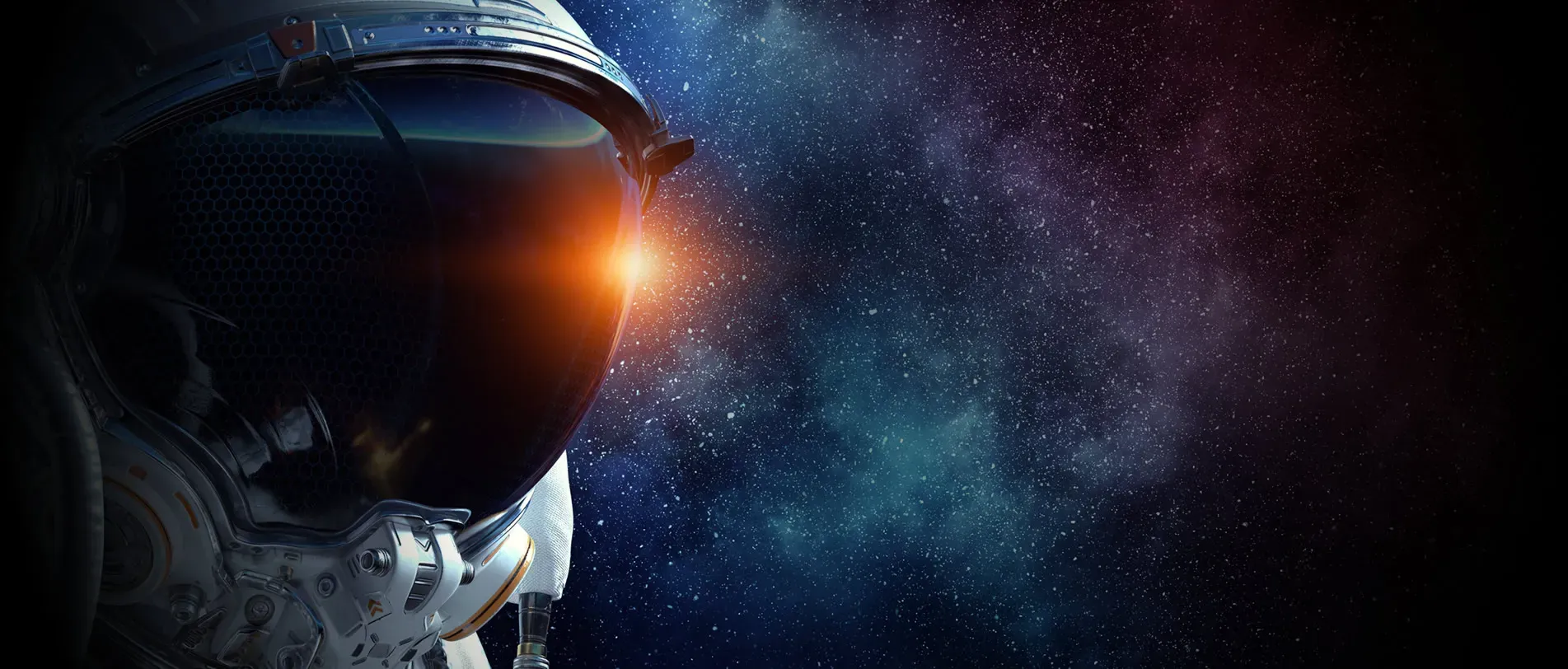 太空人頭盔反射出宇宙星空與日光，象徵探索未知與科技冒險精神的太空主題背景圖